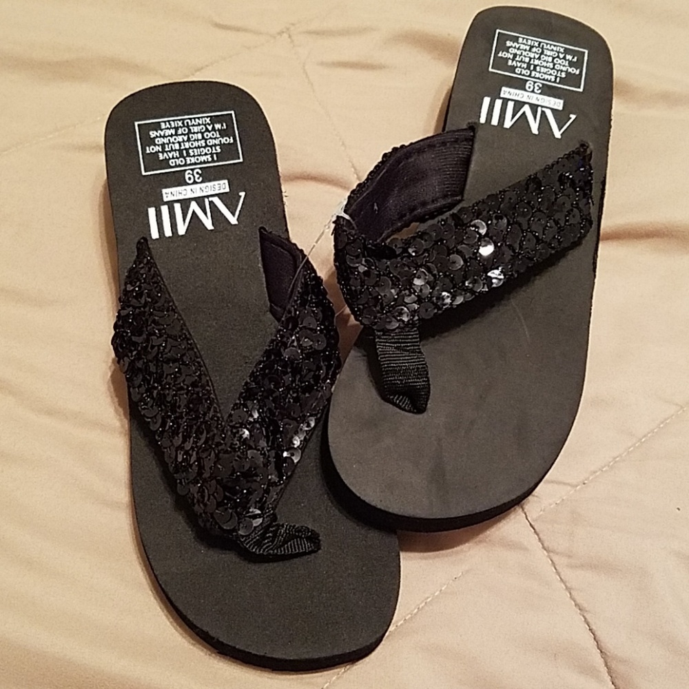 Black sequin wedge flip flops US 8.5 Euro 38.5